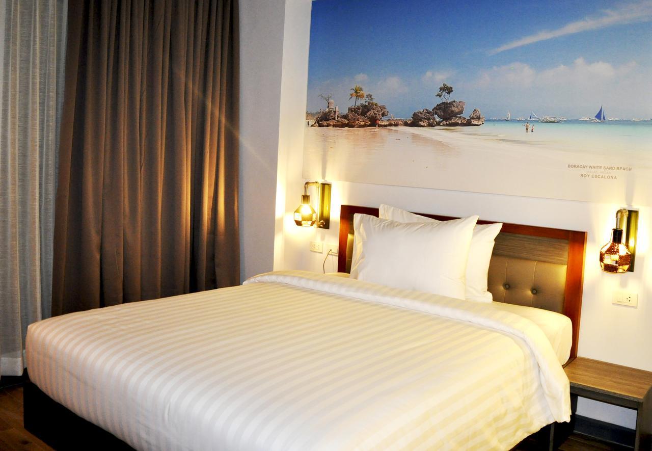 Gq Plaza Hotell Kalibo Exteriör bild