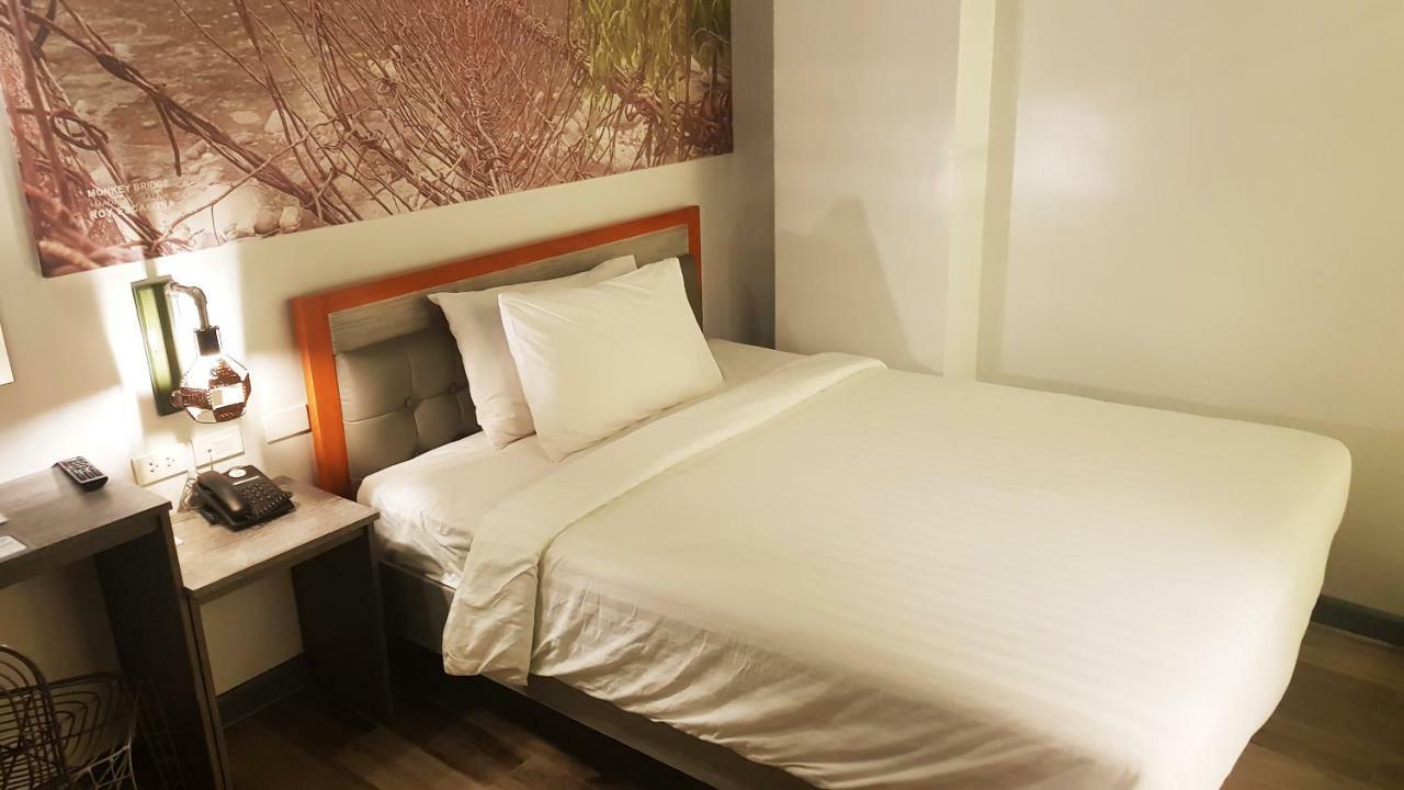 Gq Plaza Hotell Kalibo Exteriör bild