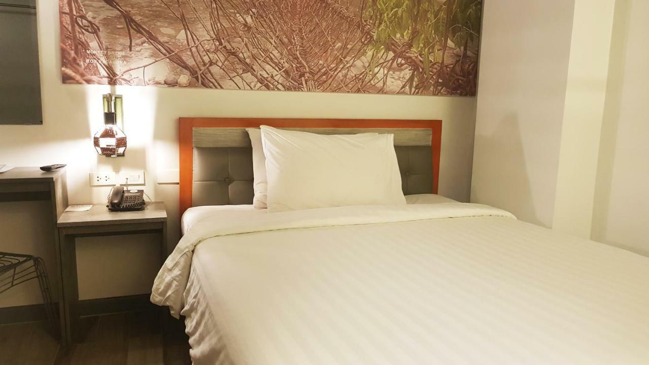 Gq Plaza Hotell Kalibo Exteriör bild